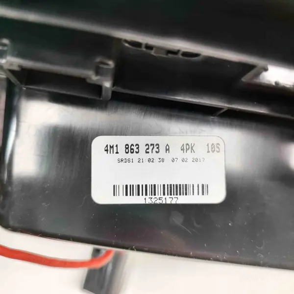 Audi Q7 Askfat OEM 4M1863273A - Begagnat Skick image 8
