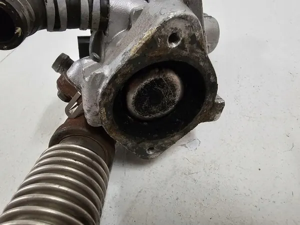 EGR-venttiili Infiniti EX FX Q70 QX50 QX70 3.0 D 82010-16581 image 4