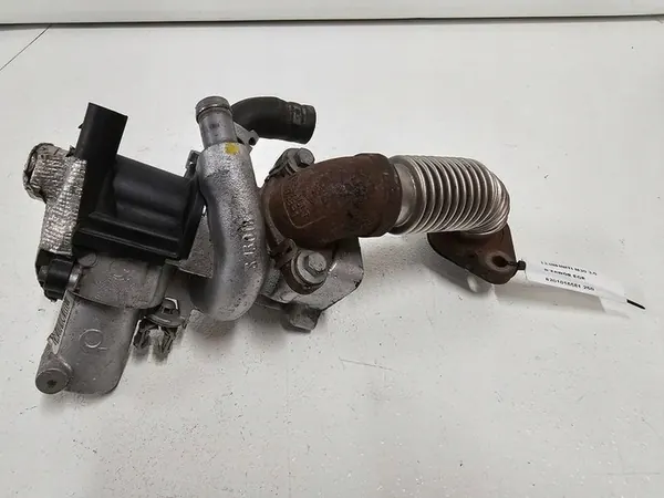 EGR-venttiili Infiniti EX FX Q70 QX50 QX70 3.0 D 82010-16581 image 5