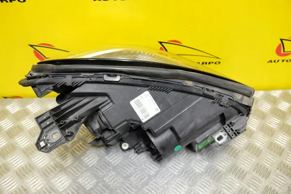 MERCEDES GLA W156 2013 Linker koplamp USA A1569061500-LEWA image 6