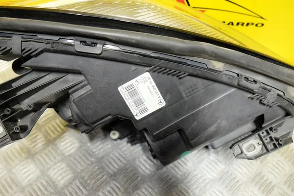 MERCEDES GLA W156 2013 Linker koplamp USA A1569061500-LEWA image 7