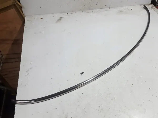 Faixa cromada OEM MINI para capô F56 13-20 image 2