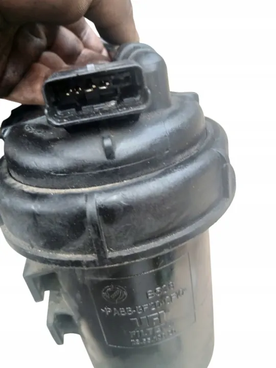 Fiat Croma 1.9D Fuel Filter Housing UFI Used image 5