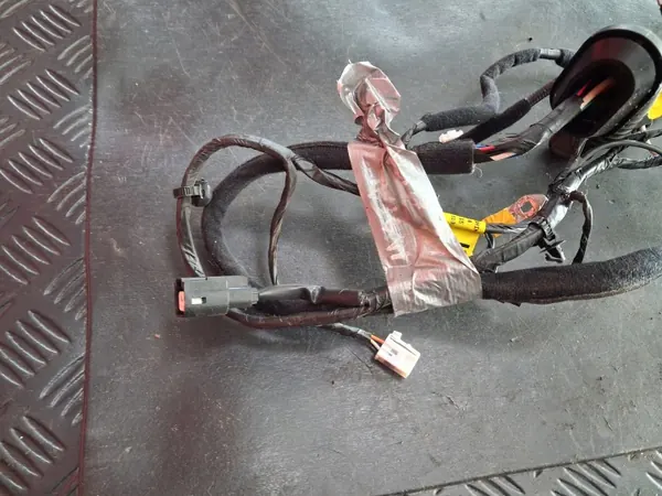 Harness da Tampa do Porta-Malas Kia Rio IV Lift 2022 91650-H8750 image 3