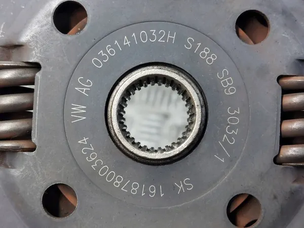 Kit de embreagem para Volkswagen Golf VI 1.2 TSI OEM 030105271M image 6