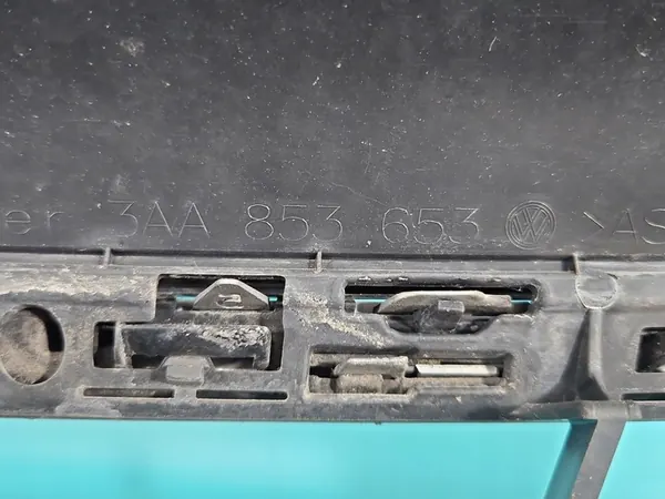 VW Passat B7 Alltrack Grill 2010-2014 image 8