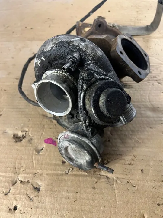 Turbo usado OEM 8602394 para Volvo S60/V70 2.0T image 5