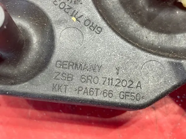 Skoda OE 6R0711202A Terugstelhoek - Gebruikt image 3