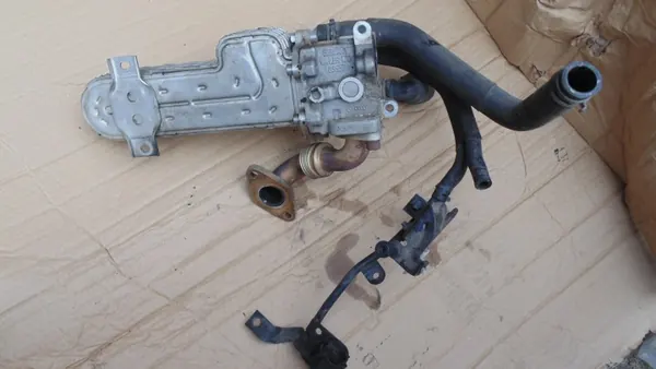 Refroidisseur EGR OEM 03G131513J pour 2.0 TDI 140CH image 3