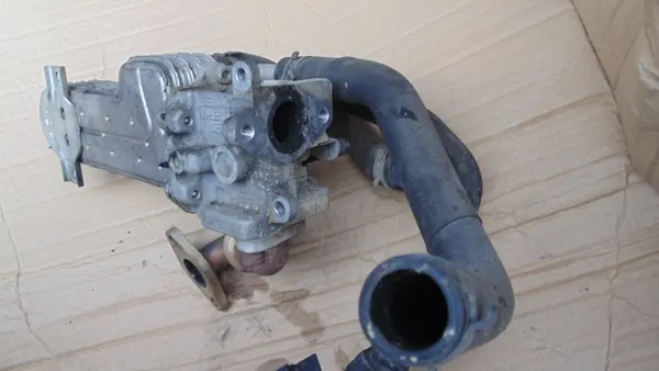 Refroidisseur EGR OEM 03G131513J pour 2.0 TDI 140CH image 4
