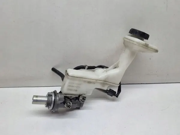 Cilindro de freno OEM 0204796467 para Nissan X-Trail image 3