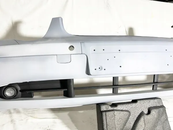 BMW E65 Frontstoßstange OEM 8223209 komplett Halogen image 3