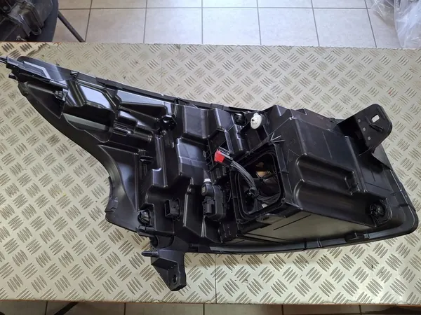 Vasen etu Full LED -ajovalo Renault Trafic III Lift image 4