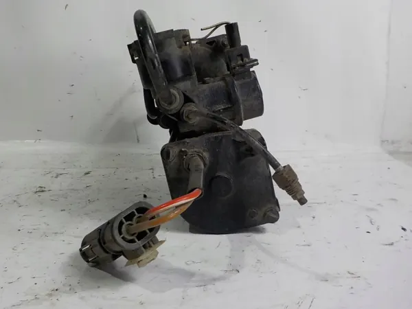 Compresseur suspension air Land Rover Discovery II OEM 415403401 image 4