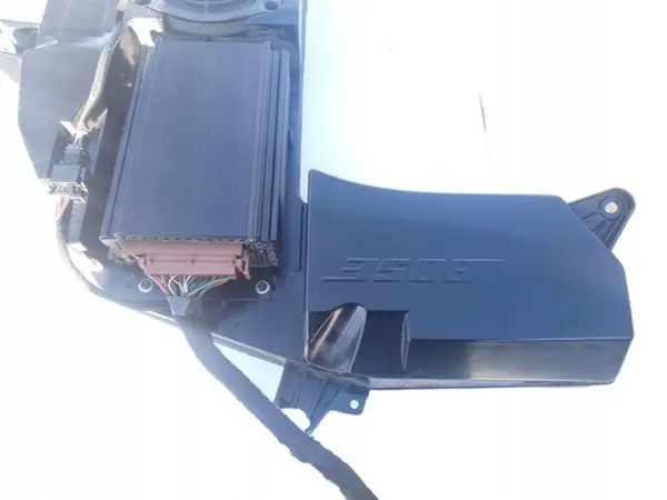Subwoofer OEM 8E9035382A para Audi A4 B6/B7 image 3