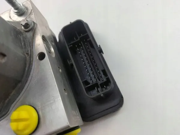 ABS-pumppu OEM 13440976 Opel Meriva B:lle image 3