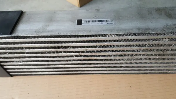 Intercooler Audi OE 80A145805J image 8