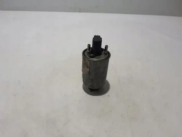 Filtro de combustible Renault OE 164008737R - Usado image 2