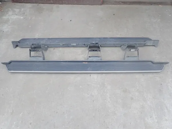 Treeplanken Ford Expedition 2018- OEM JL7B-16451-AGW image 7