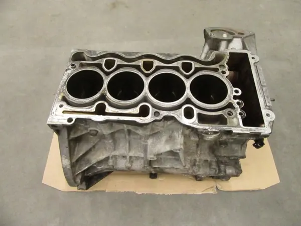 Motorblock Unterteil BMW N43B16A OEM 7552789/7558266 image 2