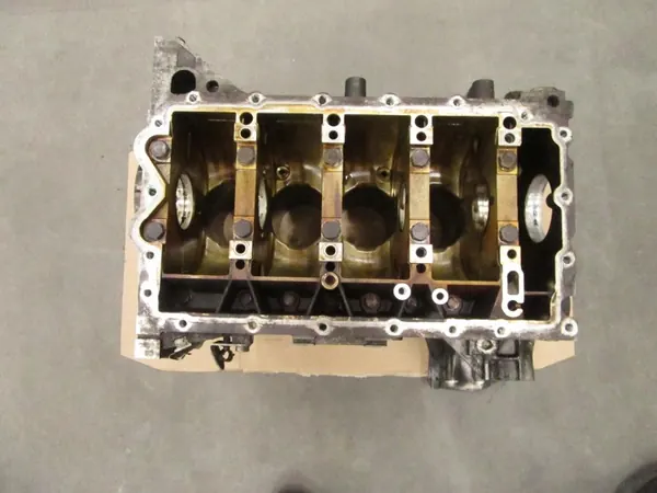 Motorblock Unterteil BMW N43B16A OEM 7552789/7558266 image 4
