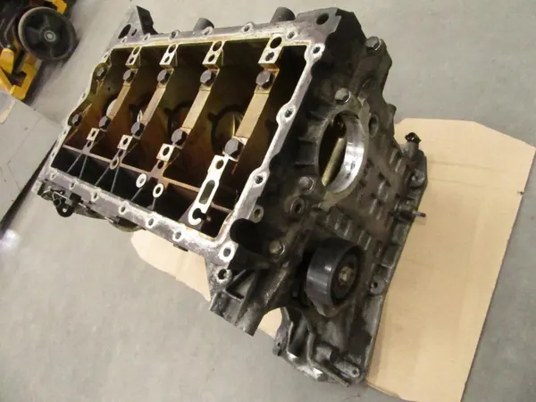 Motorblock Unterteil BMW N43B16A OEM 7552789/7558266 image 5