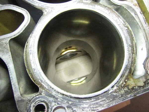 Motorblock Unterteil BMW N43B16A OEM 7552789/7558266 image 8
