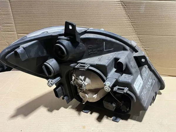 Linker voorlamp Mercedes Sprinter W906 A9068200161 image 2