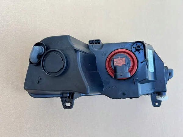 Farol de halogênio esquerdo original Volkswagen Polo IV image 10