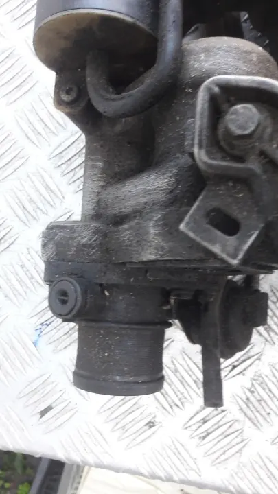Colector de admisión OEM 82000358 para Renault Laguna II 1.9L image 6