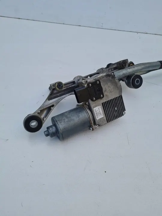 Etupyyhkijän moottorin mekanismi Audi Q7 4L image 2