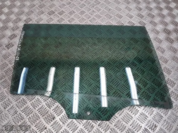 Skoda Kodiaq dörrglas OEM e643r006723 - Begagnad image 2