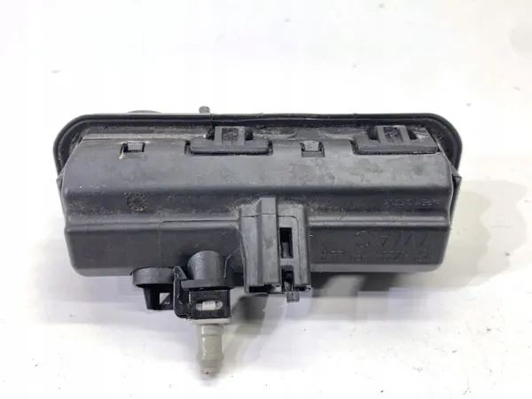 Puxador de porta-malas com câmera OEM 8W8827566C para Skoda Superb III image 3