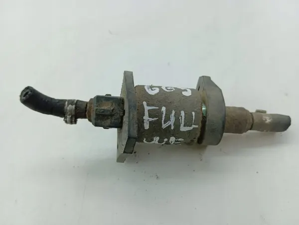 Webasto polttoainepumppu Chrysler Voyager 2001 OEM AMD98847 image 2