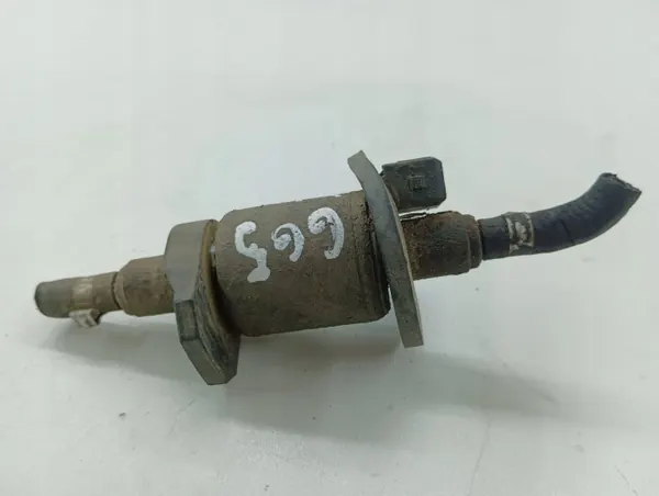 Webasto polttoainepumppu Chrysler Voyager 2001 OEM AMD98847 image 4