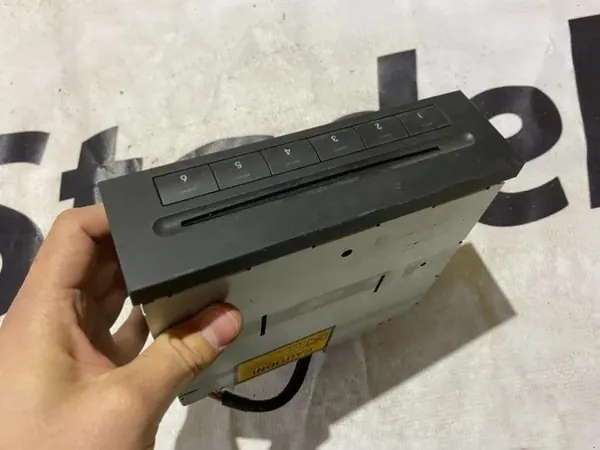 Mercedes-Benz CD-byttare OEM 2118703889 för B-klass image 5