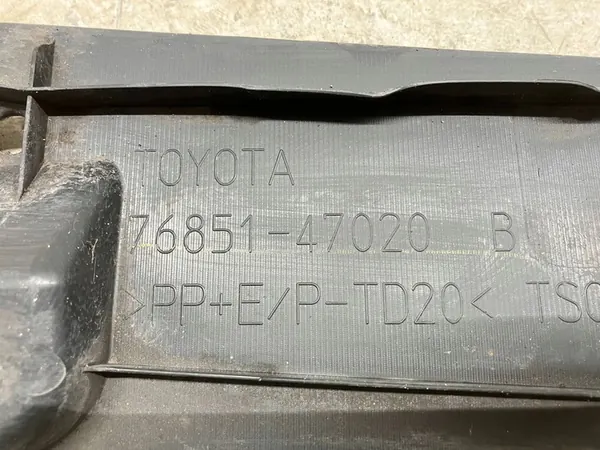 Toyota Prius Framskärm 76851-47020 image 10