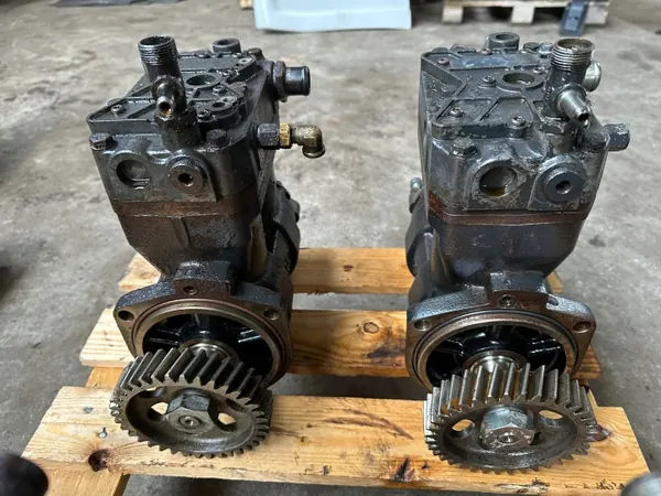 Compresor de aire OEM 504293730 para Iveco Stralis image 3