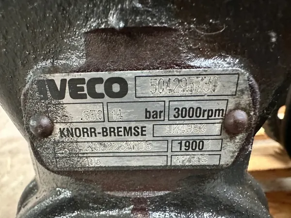 Compresor de aire OEM 504293730 para Iveco Stralis image 6
