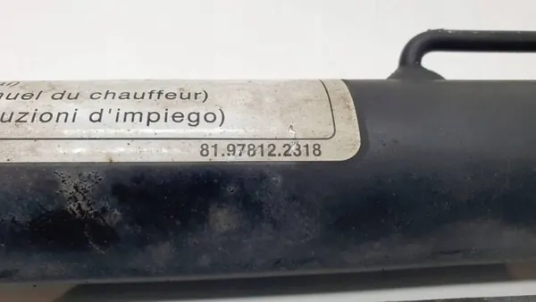 OEM 81978122318 Kabinenhebezylinder für MAN TGX image 4