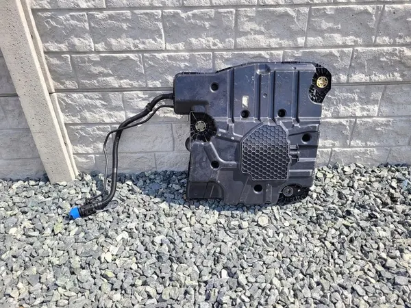 Tanque AdBlue Bomba Citroen C3 III 2016 9810883580 image 4