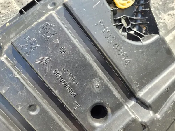 Tanque AdBlue Bomba Citroen C3 III 2016 9810883580 image 5