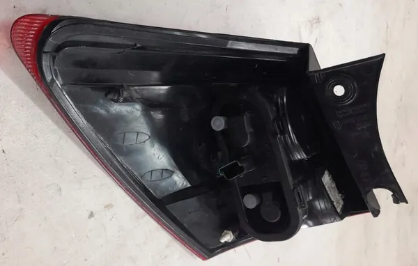 Lámpara trasera derecha Nissan Qashqai J10 image 6