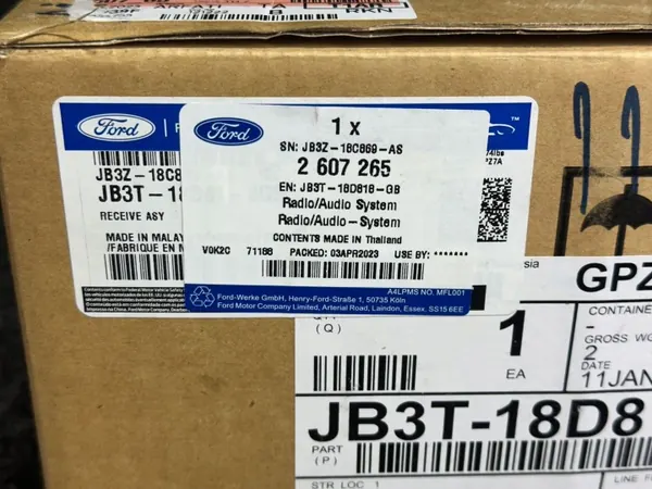 Lecteur Radio Navigation Ford OEM JB3T18D818GB image 7