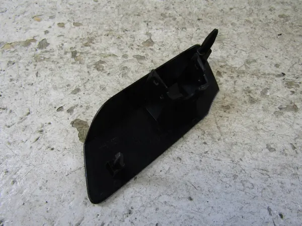 Audi A5 B10 S-Line spolarkapsel höger fram OEM 8B3955276A image 6