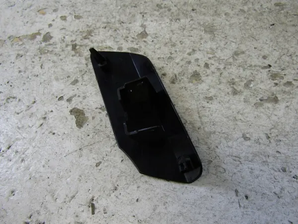 Audi A5 B10 S-Line spolarkapsel höger fram OEM 8B3955276A image 7