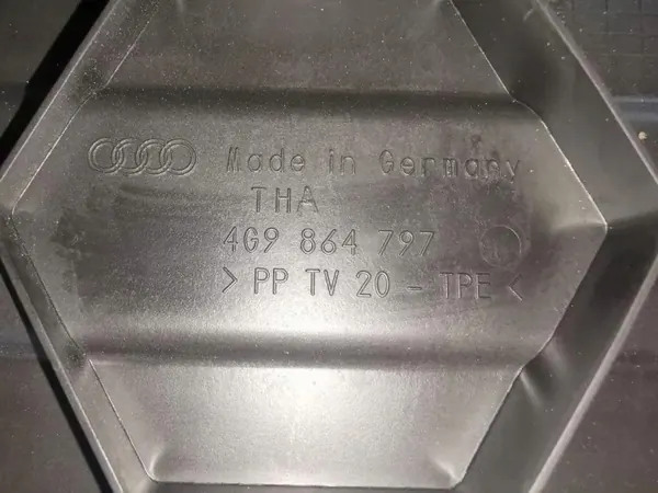 Caverna roda sobressalente Audi A6 C7 OEM 4G9864797 image 4