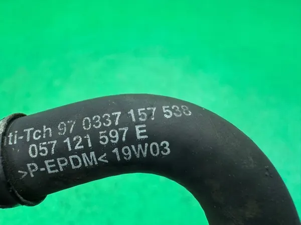 Tuyau Refroidissement Turbo Gauche OEM 057121597E Audi image 5