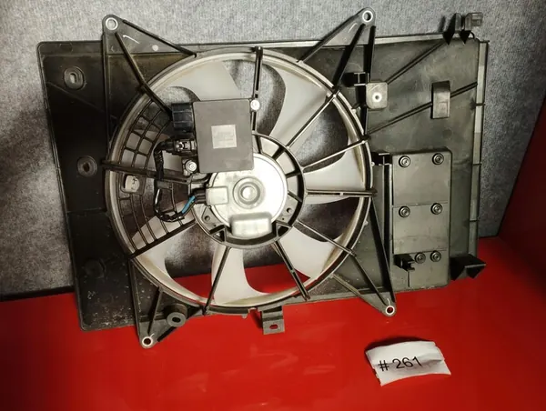 Ventilador de radiador Mazda CX-3 2015+ image 2