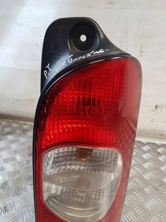 Lámpara Trasera Derecha 8200171478 + Inserto Renault Master II image 4